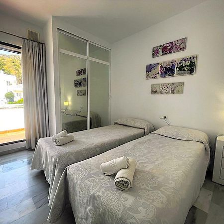 Urb. Alhambra II 15 Villa Нерха Екстериор снимка