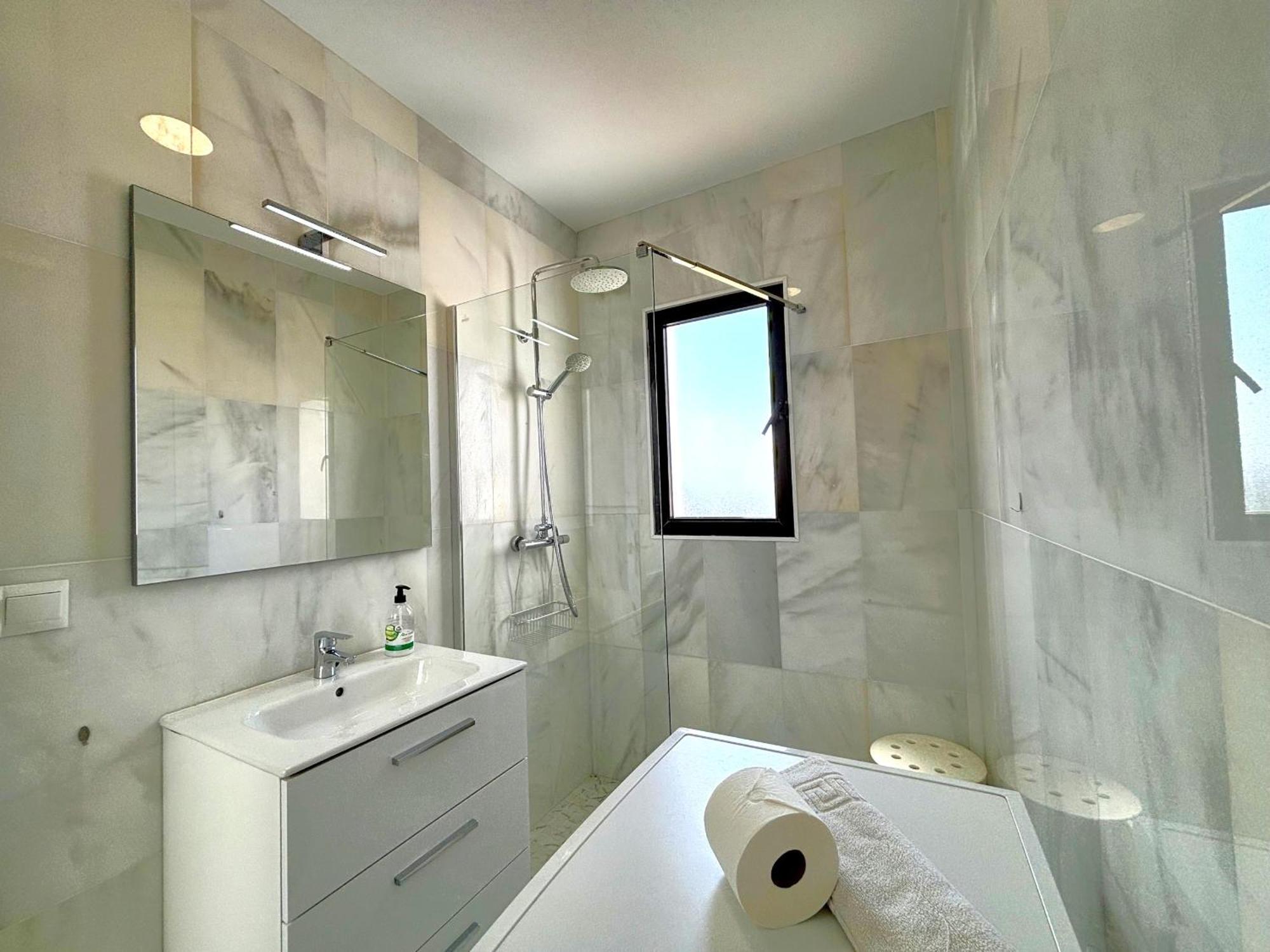 Urb. Alhambra II 15 Villa Нерха Екстериор снимка